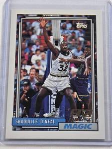 lot 437 image: Shaquille ONeal Rookie 1993 Topps #362 - Orlando Magic Basketball Card