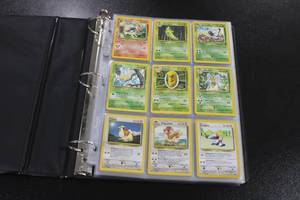 lot 79 image: 1999-2003 Wizard of the Coast Pokemon Lot w Binder  170 Cards