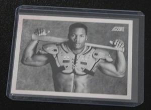 lot 130 image: 1990 Score Bo Jackson Black & White #697
