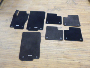 lot 24 image: Mercedes-Benz Floor Mats