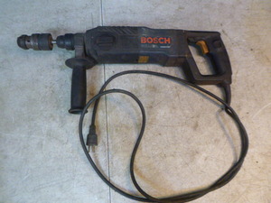 lot 36 image: Bosch Bulldog Roto Hammer Drill