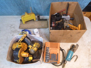 lot 42 image: Garage Tools