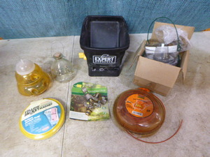 lot 70 image: Lawn and Garden Items