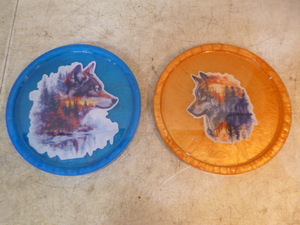 lot 126 image: 2 Handcrafted Resin Wolf Plaques