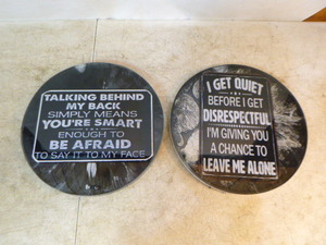 lot 131 image: 2 Handcrafted Resin Plaques
