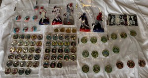 lot 44 image: Binder of Misc Baseball Coins, Pins, Standups, Cards, and Magnets - Stars
