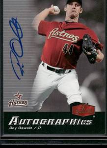 lot 256 image: Roy Oswalt  2006 Flair Showcase Autographics #SC-RO  Houston Astros Baseball Card