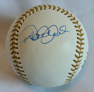 Derek Jeter Signed Baseball With Full PSADNA Letter of Authenticity on Rawlings Gold Glove Award Baseball - New York Yankees