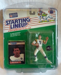 lot 30B image: RARE 1988 Wade Wilson Minnesota Vikings Starting Lineup Figure With Case