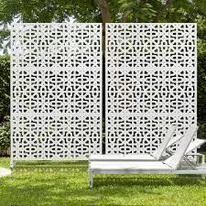 lot 10 image: Seafuloy Metal Material Patio Privacy Screen 76H x 47.2W Fence Privacy Screen Decorative Outdoor Divider White  Customer Returns See Pictures