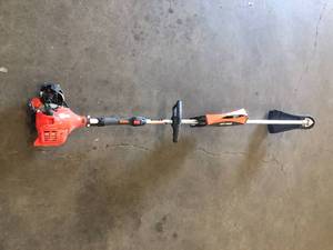 lot 4 image: Echo Trimmer Broken Customer Returns See Pictures