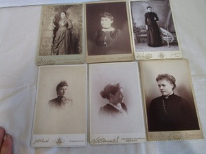 lot 60 image: Cabinet Cards