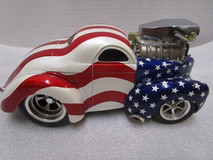 lot 11 image: MM Willys Coupe 2001