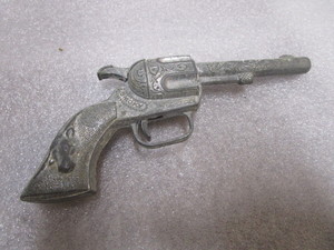 lot 20 image: Vintage Cap Gun