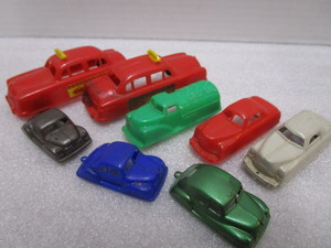lot 34 image: Thomas Toy Taxis, Renwall Trucks