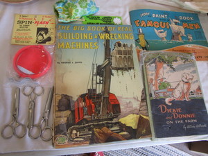 lot 80 image: Vintage Childrens Books, Spin & Flash, Deelie Bobbers