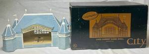 lot 43 image: Daytons Lighted City Sights Lake Harriet Band Shell with Original Box