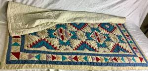 lot 101 image: Vintage Quilt - 48 x 56 Hand Stitched