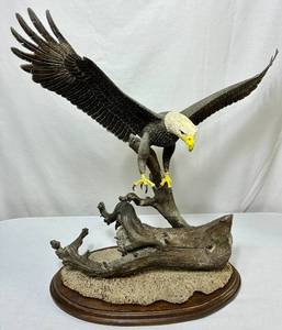 lot 63 image: R.W. Schilling #86 Eagle Sculpture (St Paul, MN)