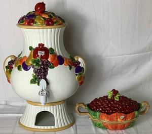 lot 46 image: Department 56 Cornucopia Dellarobia Cider Server with Original Box and Harvest Covered Bowl