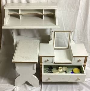 lot 39 image: Vintage Childs Vanity (no mirror) and Writing Desk with Bench, with Vintage Plastic Play Corning Ware Set & Akro Agate Glass Toy Teacup, Plates, and Pitcher