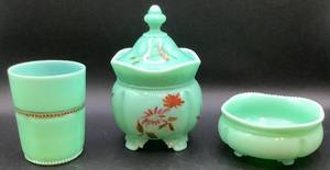 lot 133 image: Antique Tartentum Pomono Green Uranium Custard Glass Georgia Gem, Tumbler and Sauce Bowl