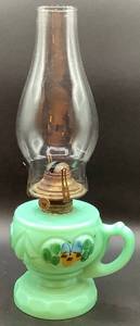 lot 132 image: Antique Tartentum Pomono Green Painted Uranium Custard Glass Oil Lamp Heart 1 Pattern
