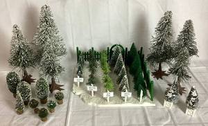 lot 320 image: Dept 56 Original Village Accessories - Tree Farm Bundle - Includes 5 Boxes