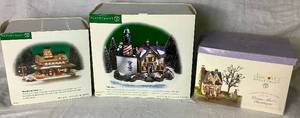 lot 270 image: Dept 56 New England Village Series Verna Maes Boutique Gift Set, Susquehanna Station and Trinity Ledge