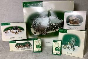 lot 289 image: Dept 56 Village Accessories - Craggy Cliff and Assorted Animals