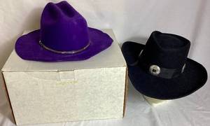 lot 208 image: Michael Howard (No Size Marked) and Rockmoung Ranch Wear Size L 100% Wool Womens Western Style Hats