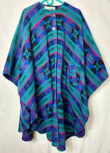 lot 223 image: Cosecha Designs Wool Blanket Poncho Style Coat - One Size Fits Most, 40 Length