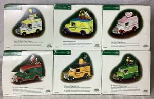 lot 326 image: Dept 56 Heritage Village Collection Express Vehicle Bundle