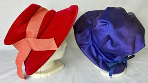 lot 243 image: 2 Vintage Womens Bonnet Style Hats (no size)
