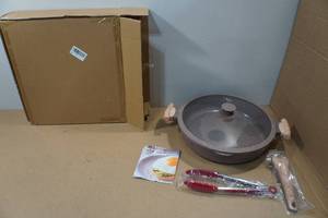 lot 3 image: 12.5 Non-Stick Ceramic Saute Pan with Lid and Tongs - Brown