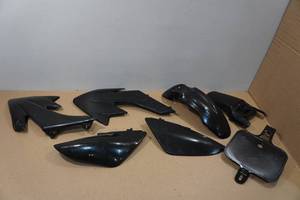 lot 47 image: Replacement Dirtbike Plastics
