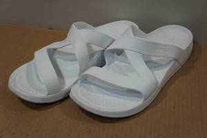 lot 82 image: Nuusol Womens Hailey Rubber Slides - Size 10