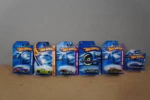 lot 120 image: 6 Hot Wheels - Mustang, Track Stars, Ford, Shelby Cobra, Stars