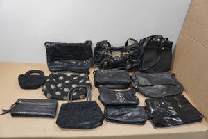 lot 129 image: Assorted Purses and Wallets