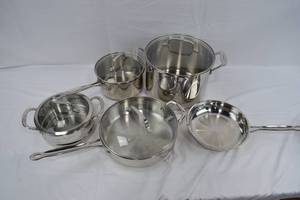 lot 19 image: Cuisinart Stainless Steel 9-Piece Pan Set