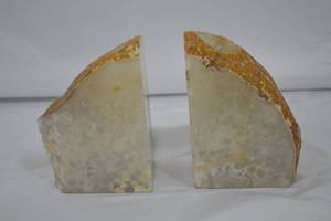 lot 38 image: Agate Geode Bookend wCandle Holders