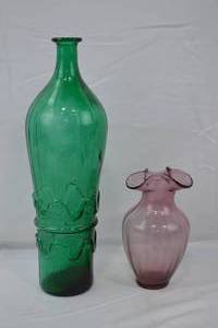 lot 82 image: Vintage Rossini Empoli Glass Genie Decanter & Hand Blown Vase