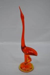lot 103 image: Vintage Viking Glass Long Neck Crane Figurine