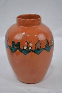 lot 107 image: Vintage Native American Pottery