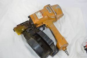 lot 126 image: Bostitch N80 CB-1 Air Powered Coil Framing Nailer
