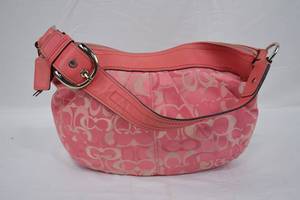 lot 140 image: Vintage Coach Y2K Handbag - F14491