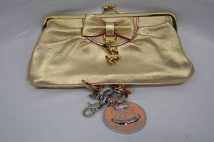lot 145 image: Juicy Couture Clutch Bag