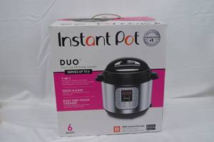 lot 157 image: Instant Pot 6-Quart