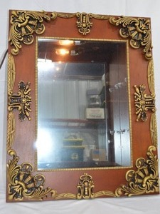 lot 160 image: Lighted Display Cabinet for Collectibles