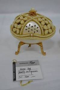 lot 161 image: Lot of Faberge Egg Replica Music Jewelry Boxes